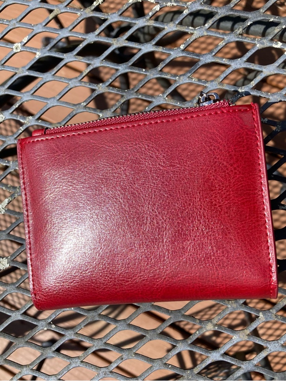 Red Security Wallet - Picture 2 of 8